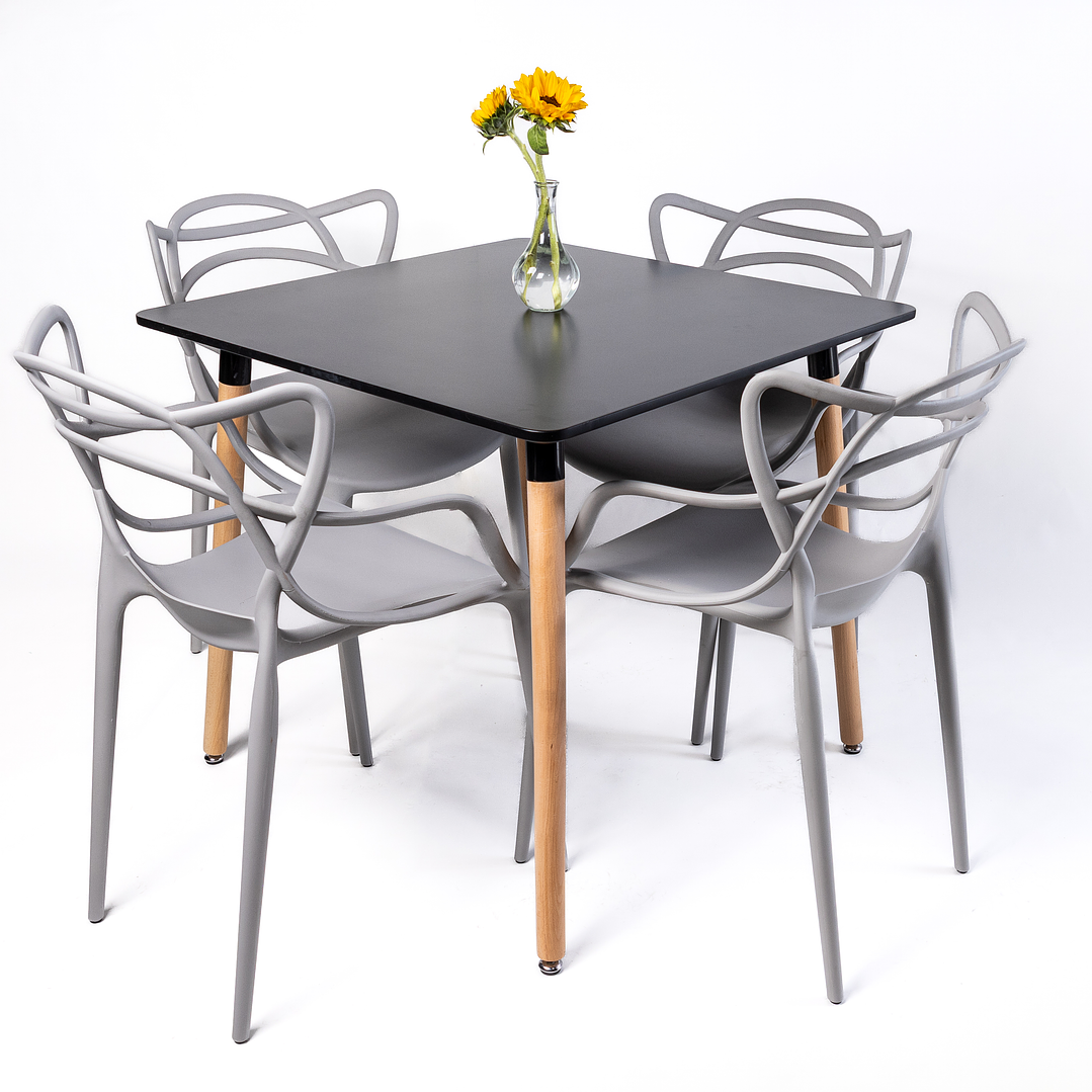 Comedor Venezuela (Mesa Cuadrada negra + 4 sillas Master) 1