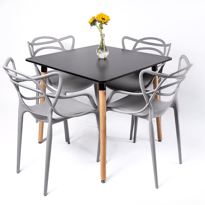 Comedor Venezuela (Mesa Cuadrada negra + 4 sillas Master) 1