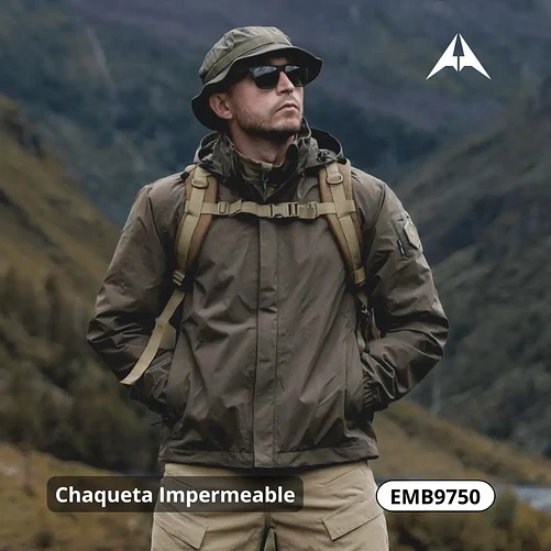 Chaqueta Impermeable AKMPAR 8