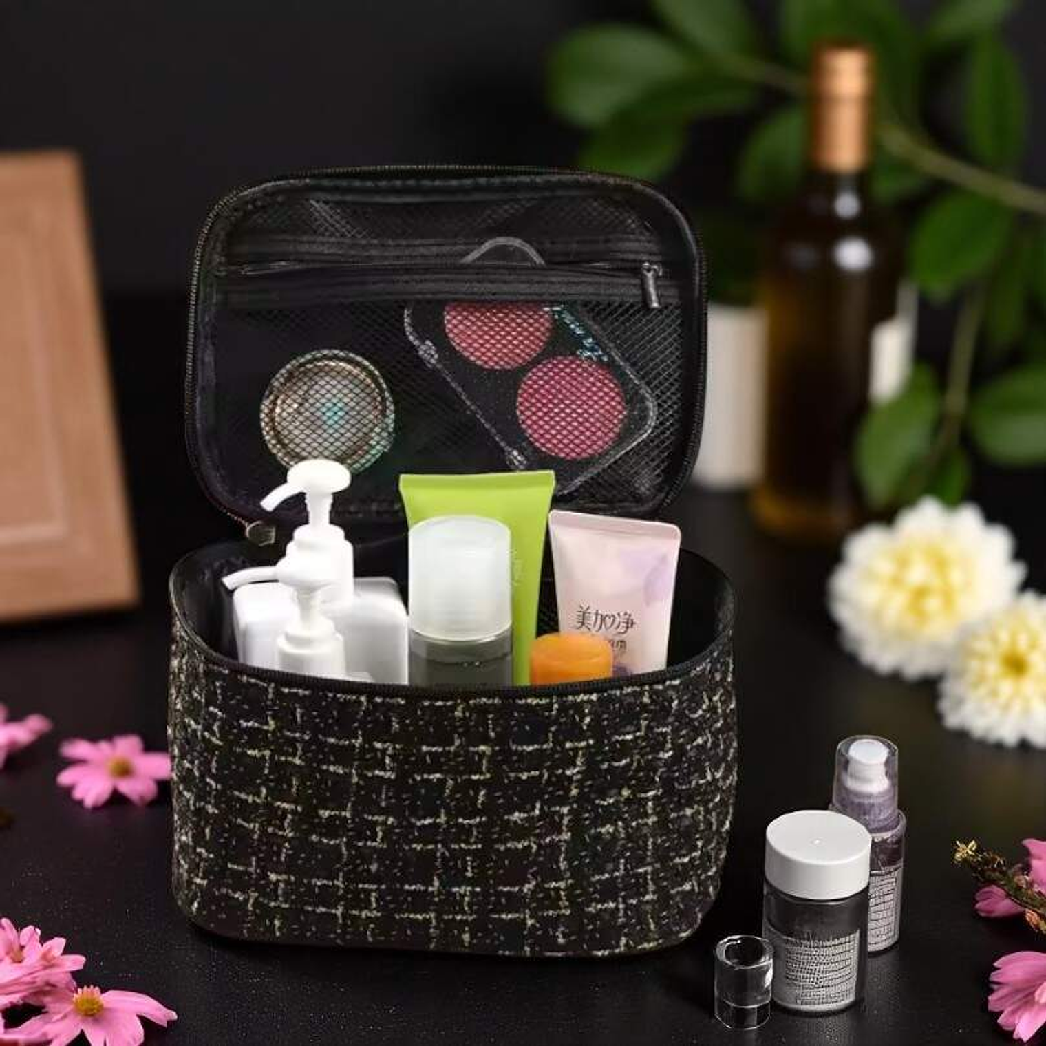 Estuche Cosmetiquero Con Cierre Negro 1