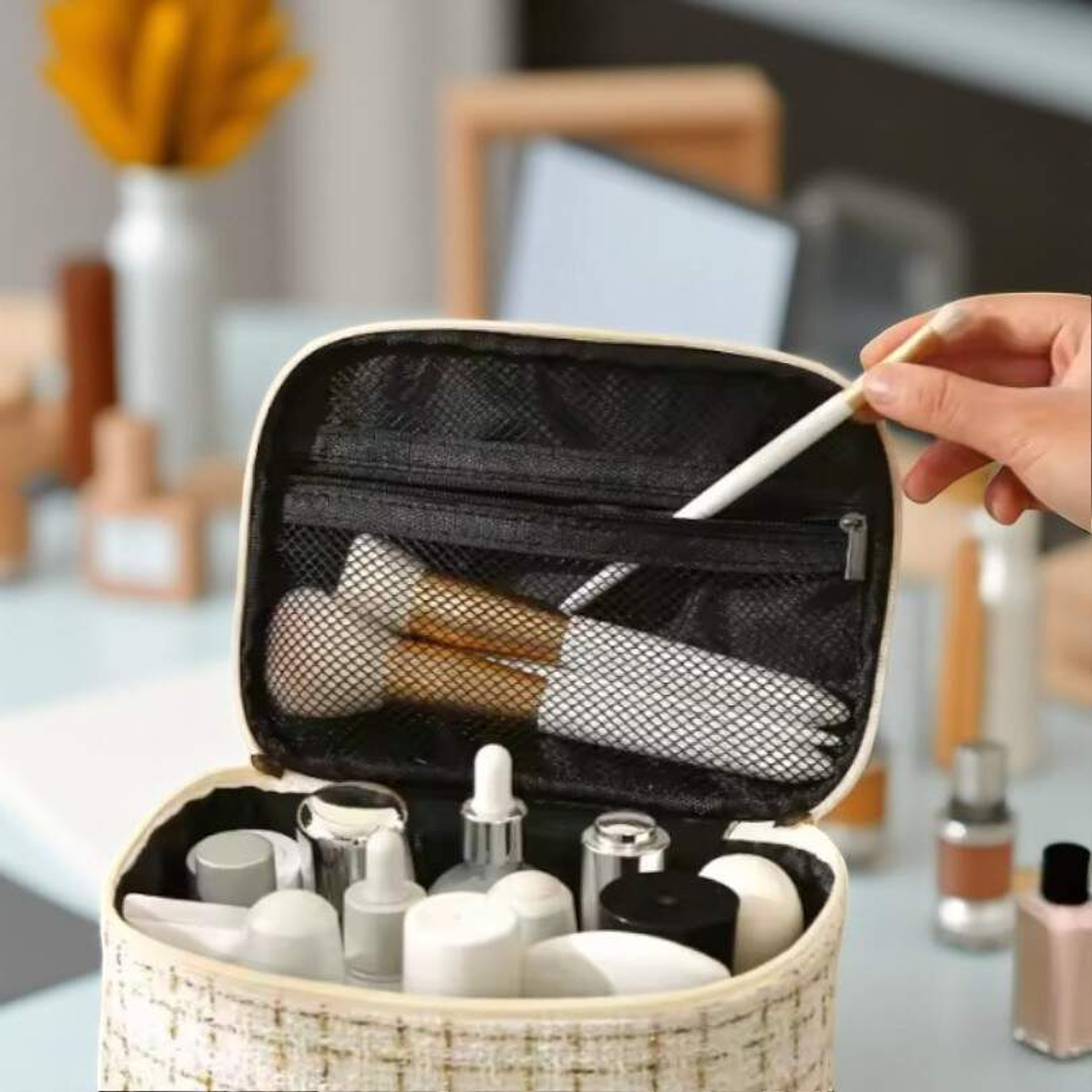 Estuche Cosmetiquero Con Cierre Beige 1