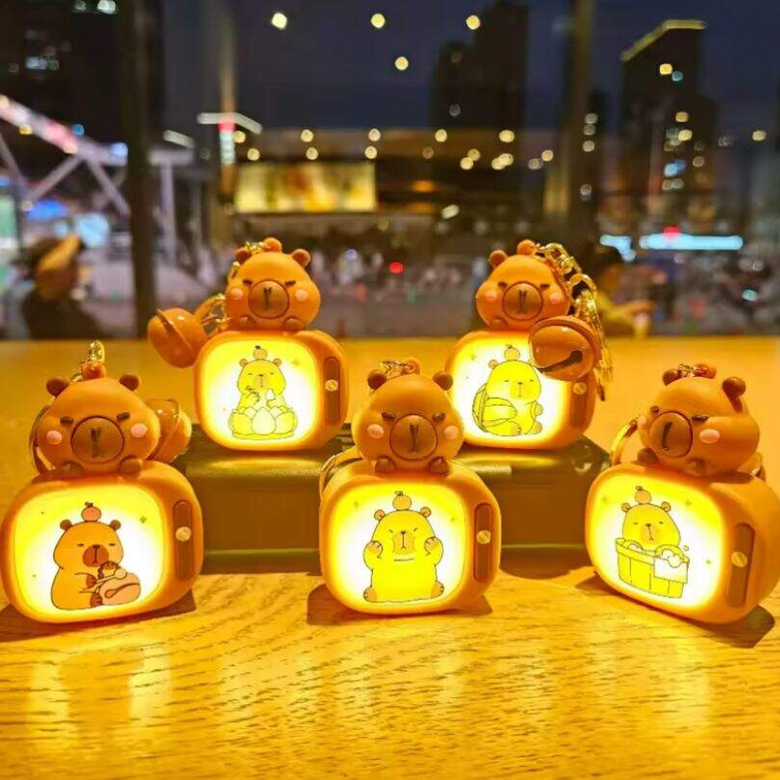 Llavero Capibara Colgante Luminoso 1