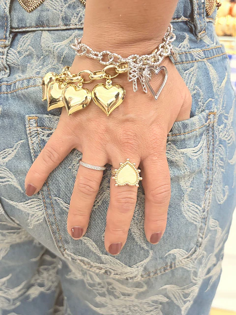 Pulsera de Eslabones en Rodio Dorado con Cuatro Corazones