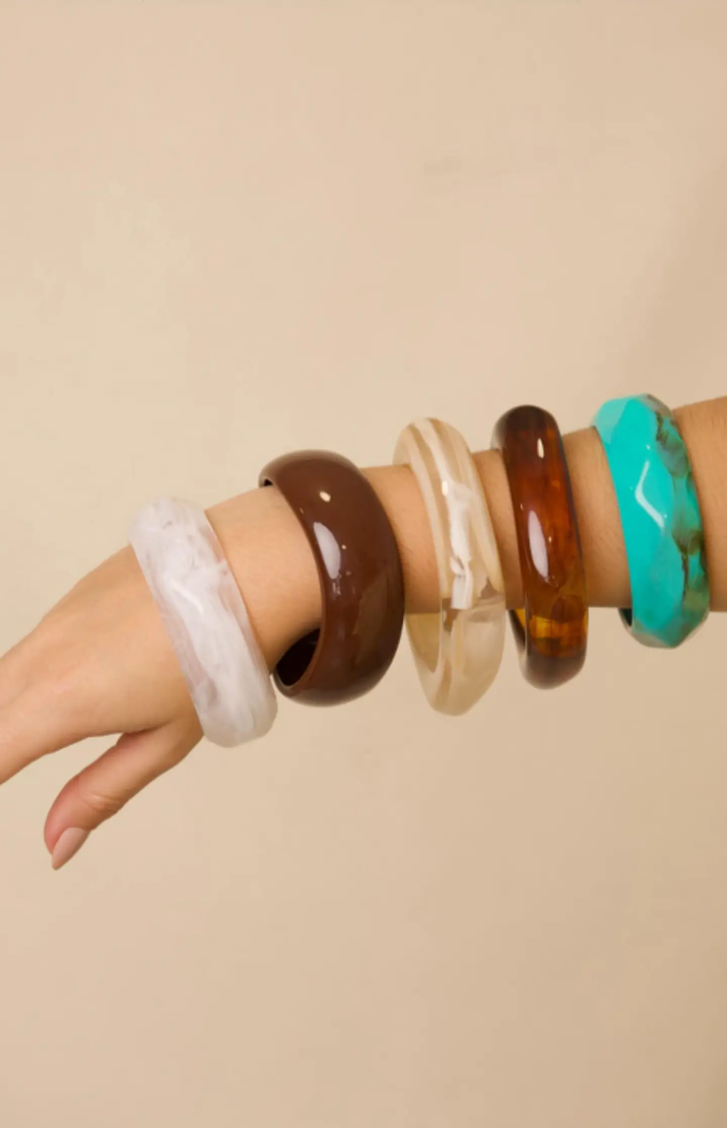 Brazaletes de Resina Efecto Carey Semitransparente en Varios Colores 1