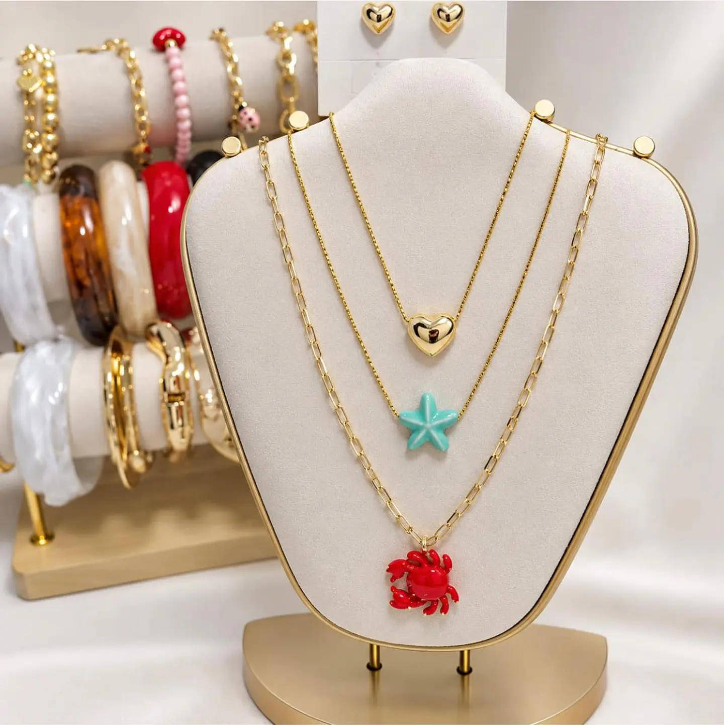 Collar en rodio, conjunto de 3 cadenas.  1