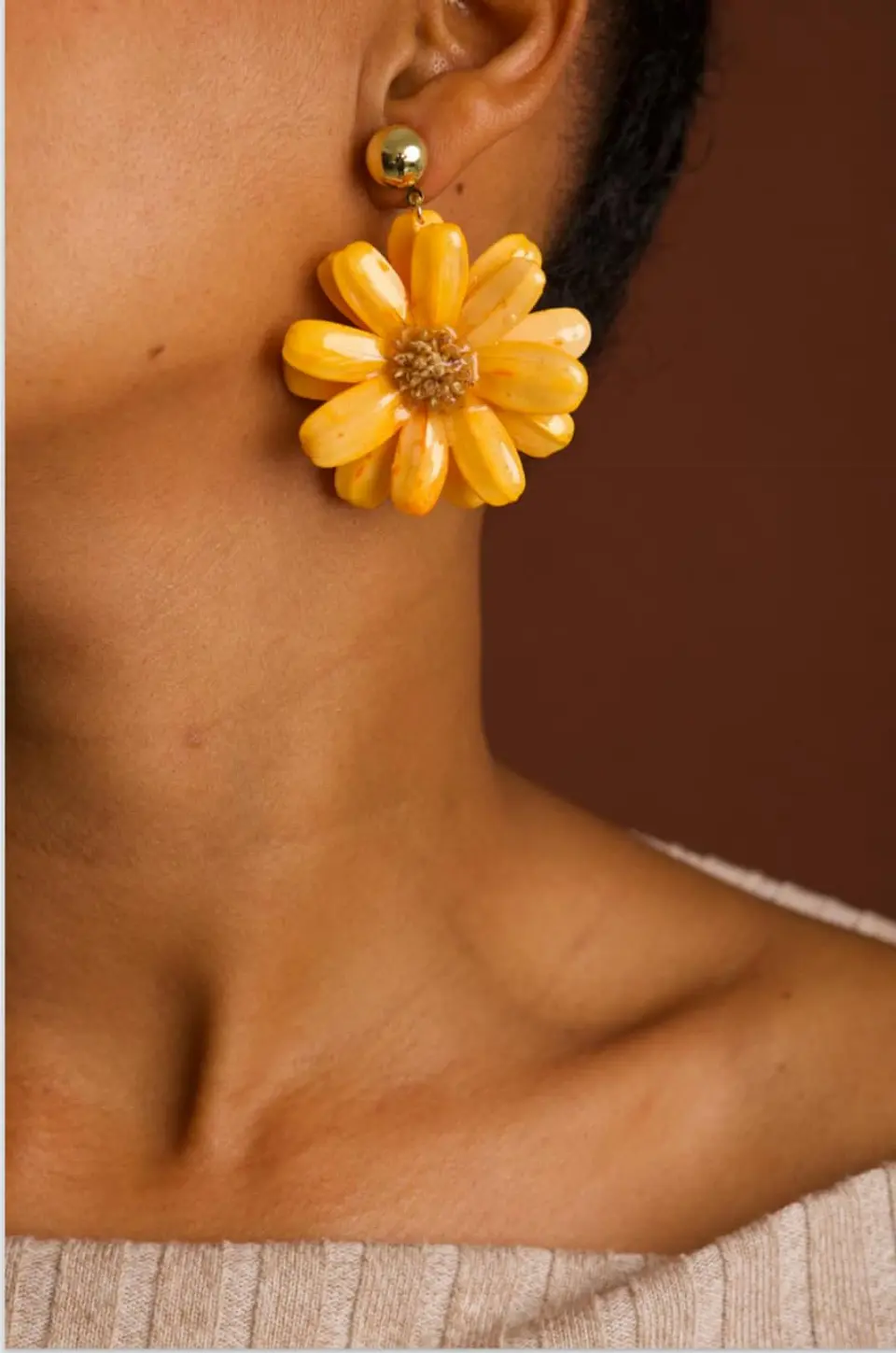 Arete en forma de flor﻿. 1