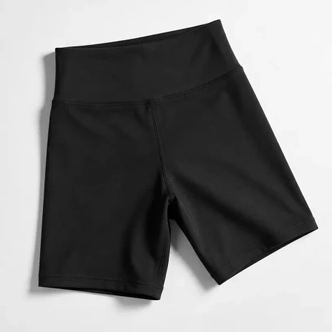Short Vértice Negro — cintura alta