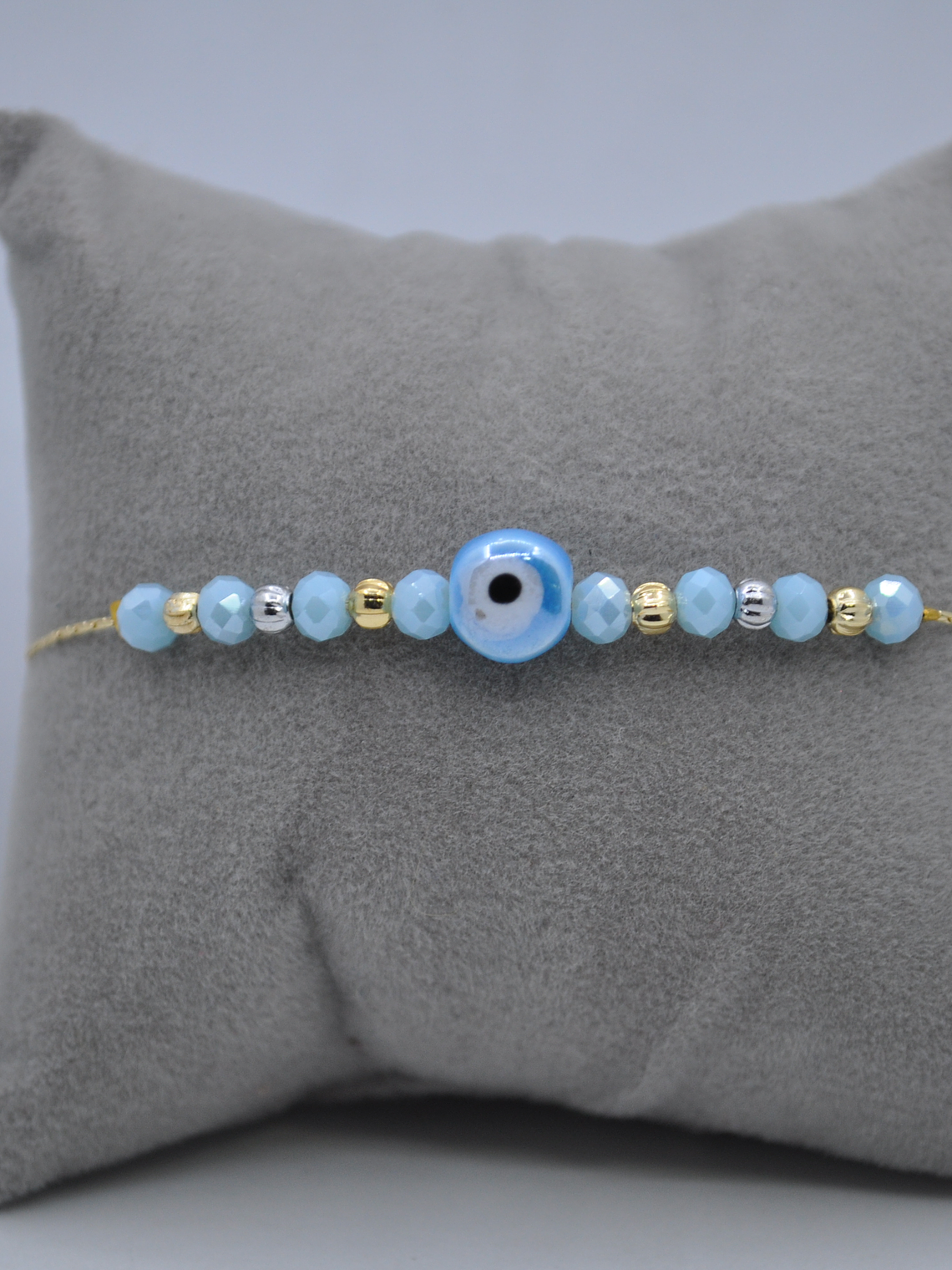 Amuleto de Protección y Elegancia para Mujer 5