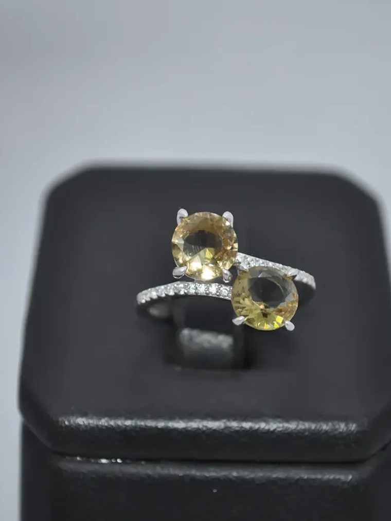 Anillo Con Piedra Sultanita  3