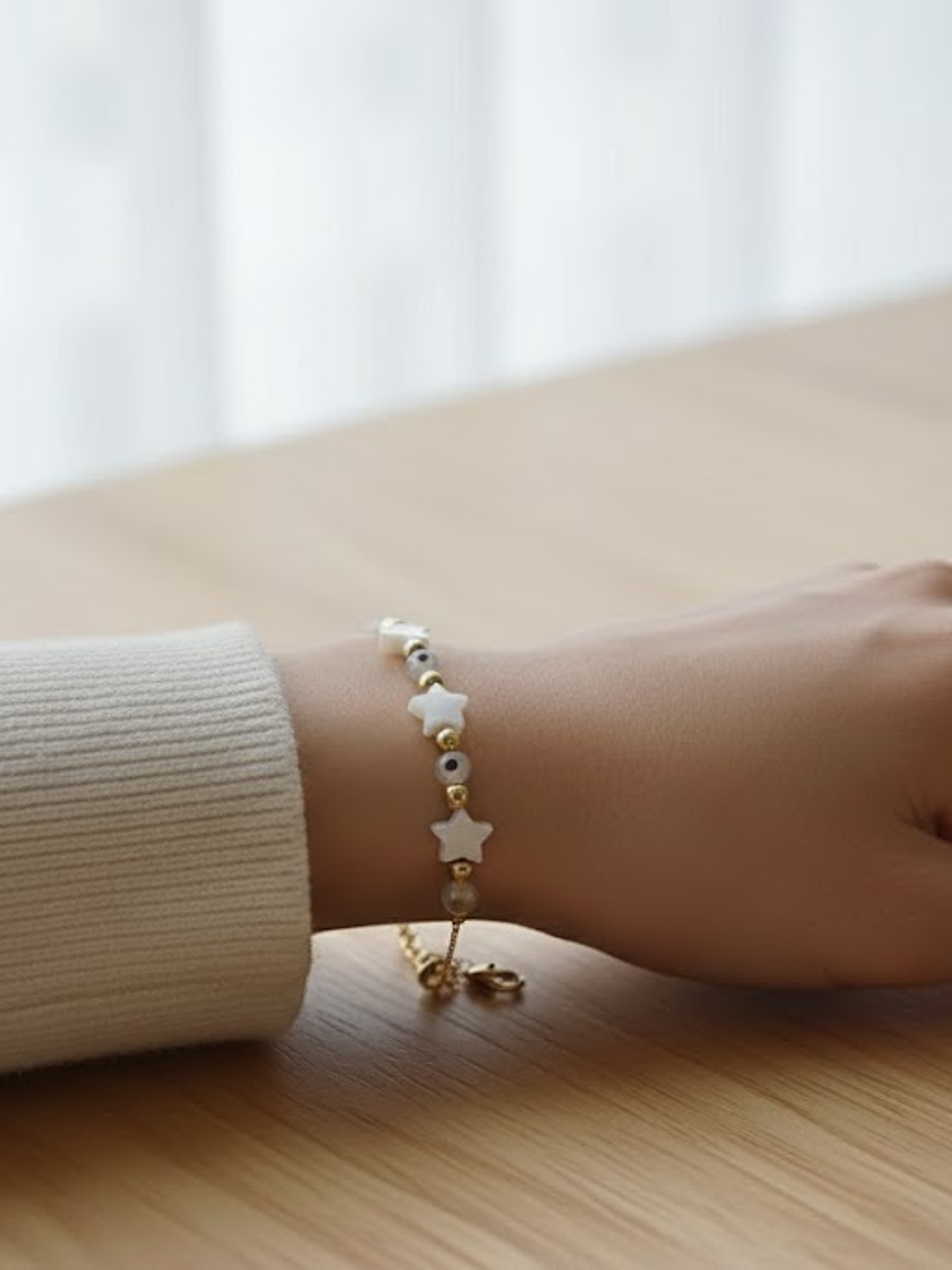 Pulsera Dama Con Varios Ojos Turcos y Estrellas Blanco 2