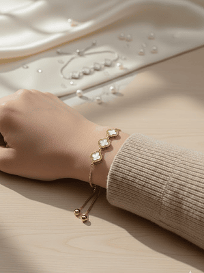 Pulsera Estilo Van Cleef Dorada