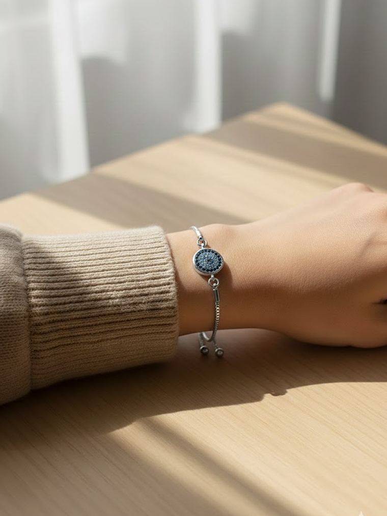 Pulsera Con Circones En Forma De Ojo Turco Plateada 2