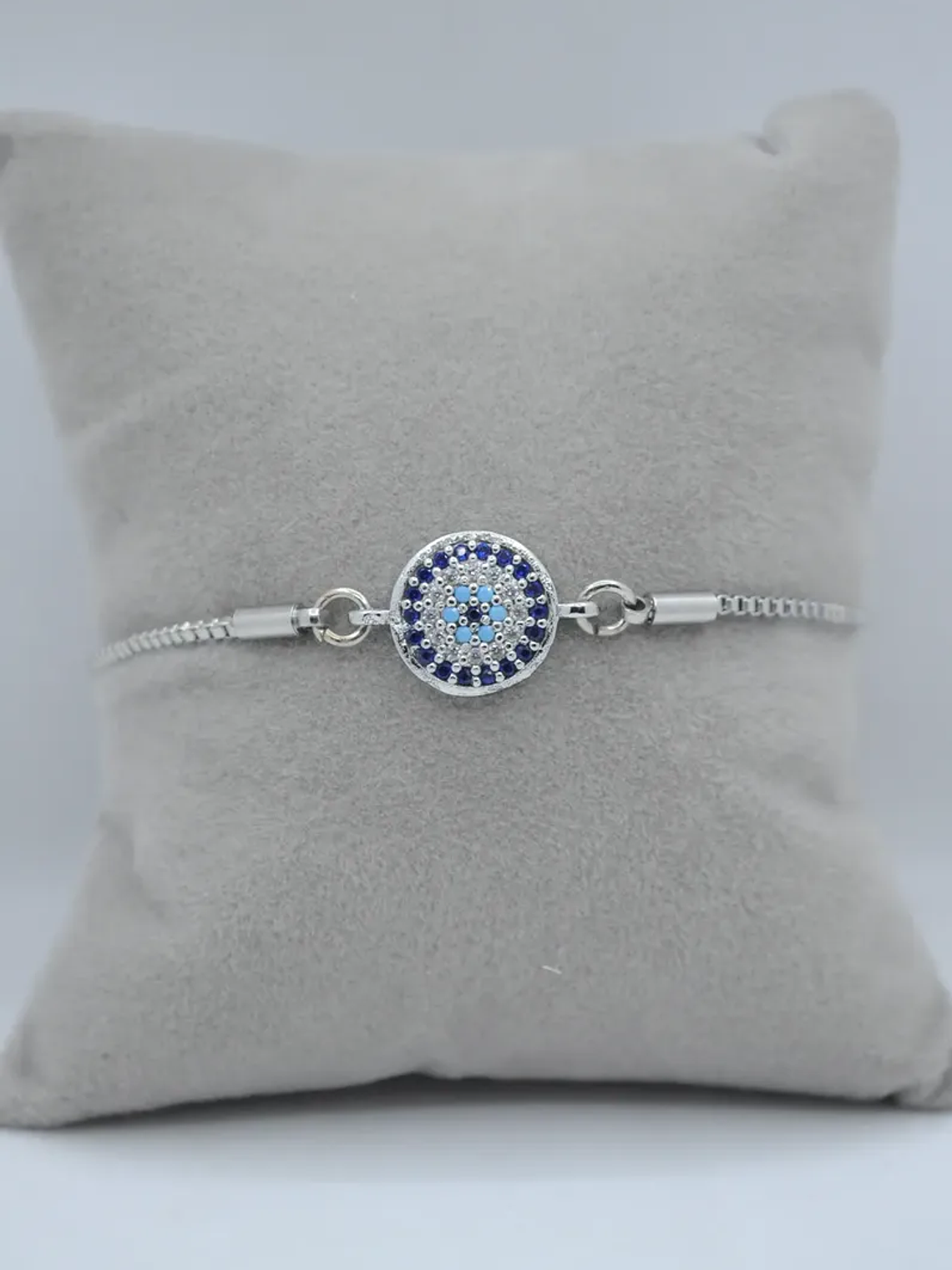 Pulsera Con Circones En Forma De Ojo Turco Plateada 3