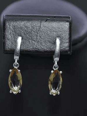 Aretes Elegantes En Forma De Gota Con Piedra Sultanita Plateado