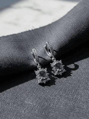 Aretes Con Piedra Rectangular Sultanita 