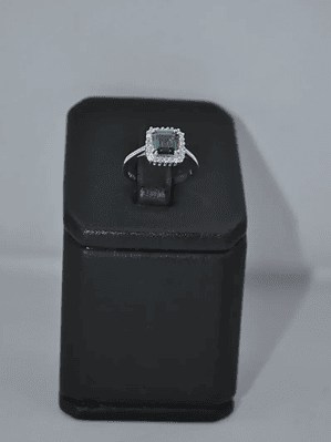Anillo Rectangulo Topacio Místico Plata