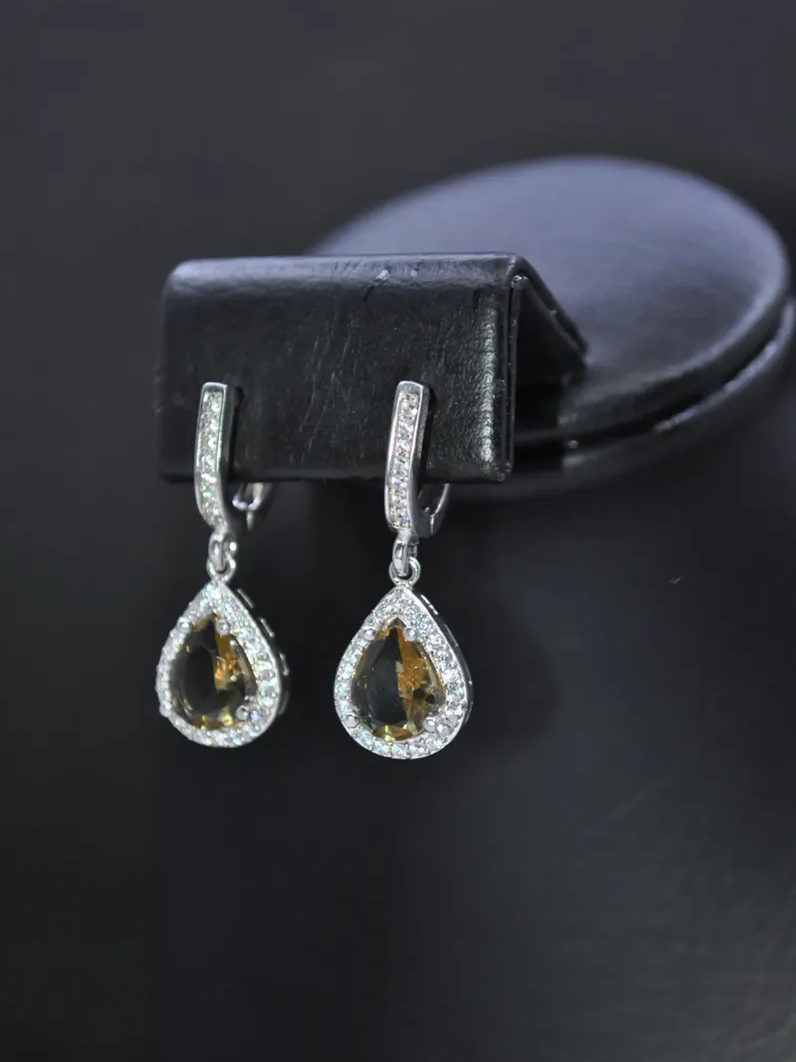 Aretes En Forma De Gota Con Piedra Sultanita 3