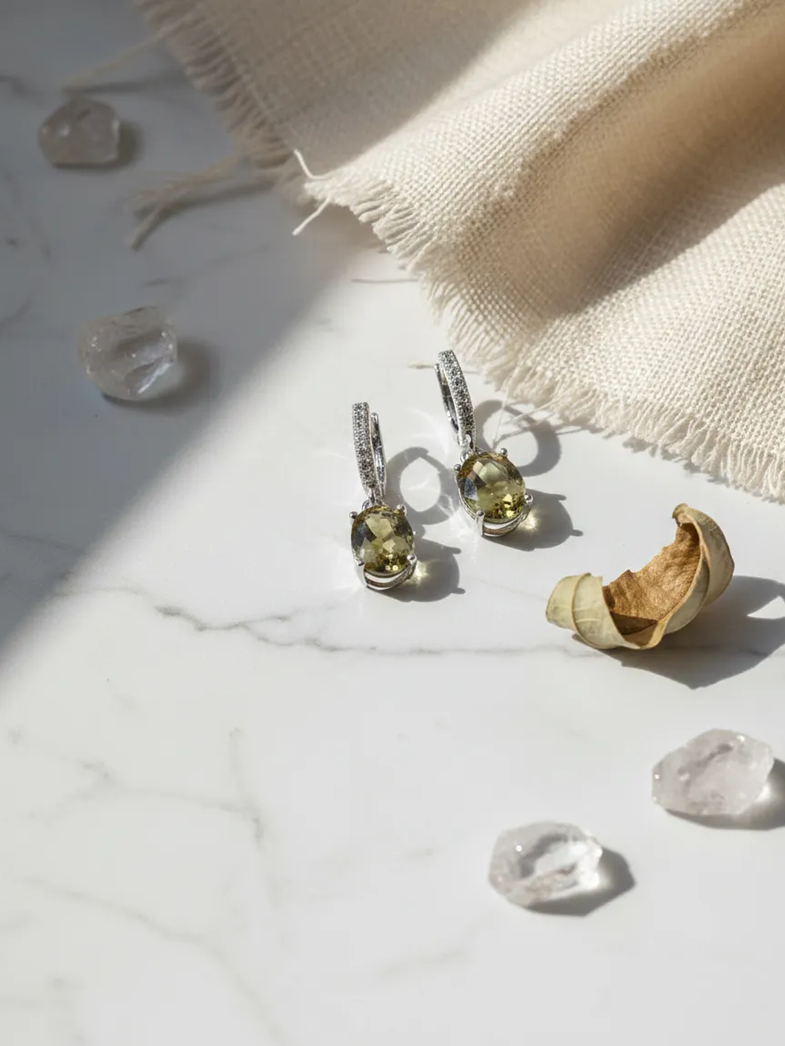 Aretes Ovalados Piedra Que Cambia De Color Sultanita 1