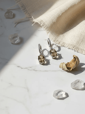 Aretes Ovalados Piedra Que Cambia De Color Sultanita