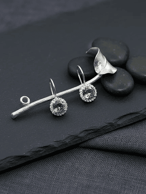 Aretes Redondos Con Circones Alrededor Sultanita