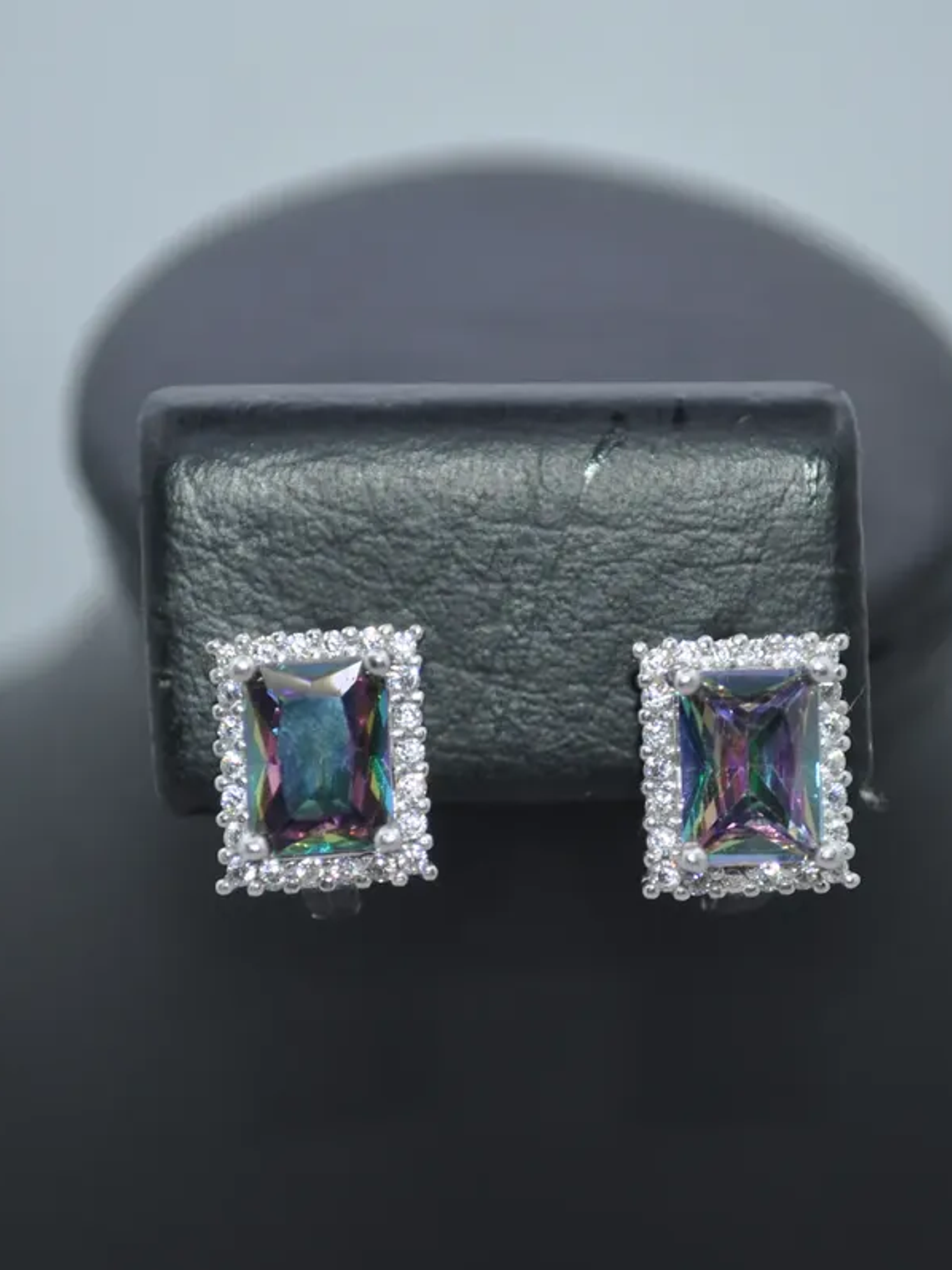 Aretes Rectangulares Topacio Místico Con Circones 2