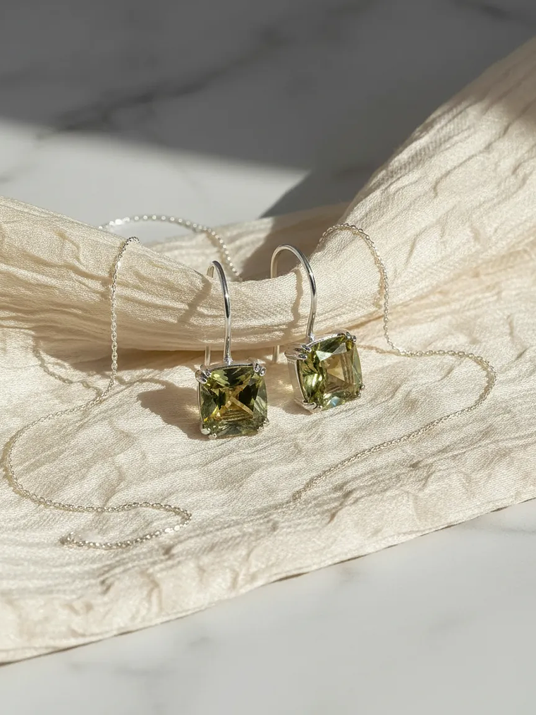 Aretes Cuadrados Sencillos Y Elegantes Con Sultanita 1