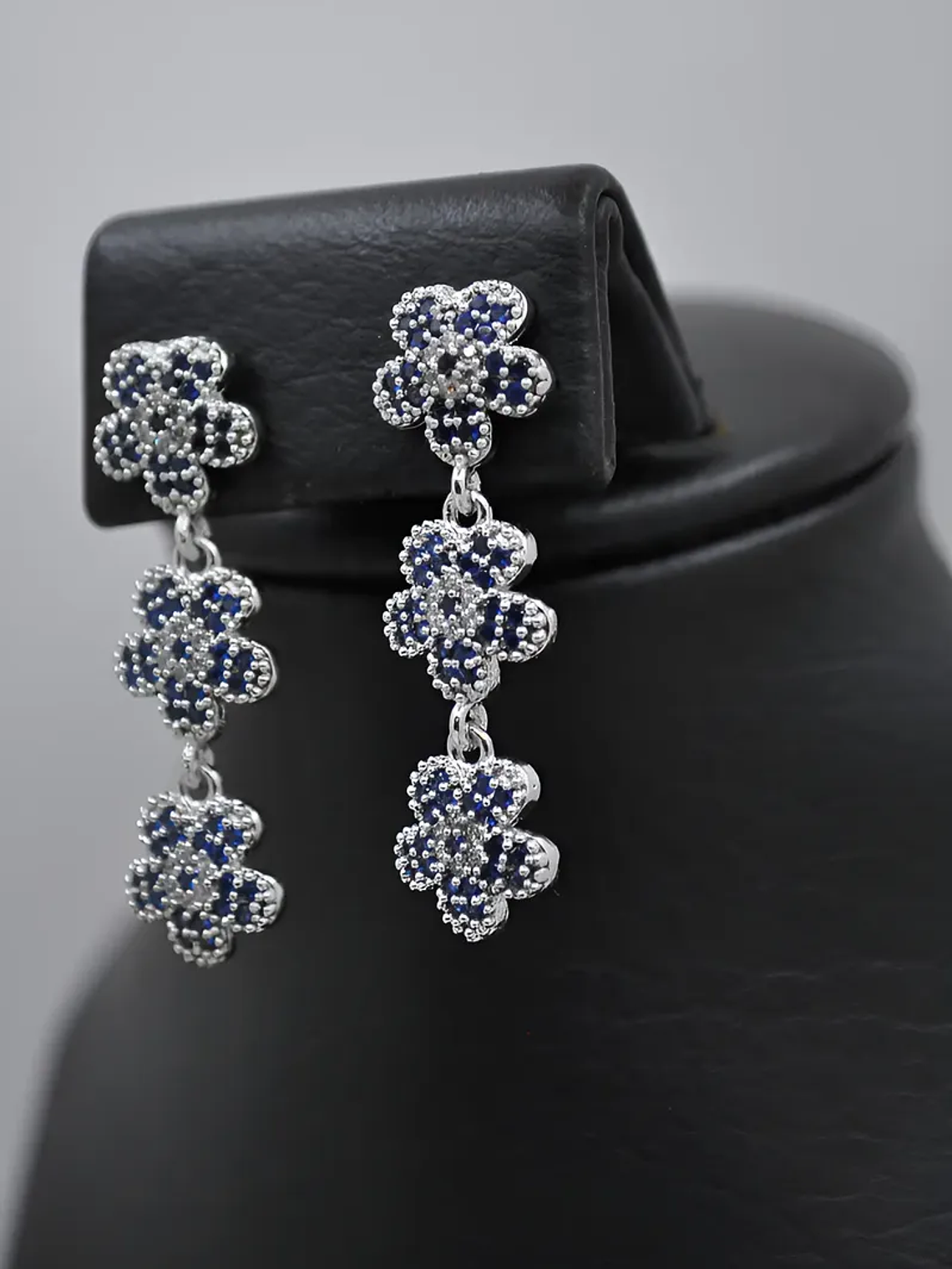 Aretes Tipo Topo Con Diseño De Flores 2