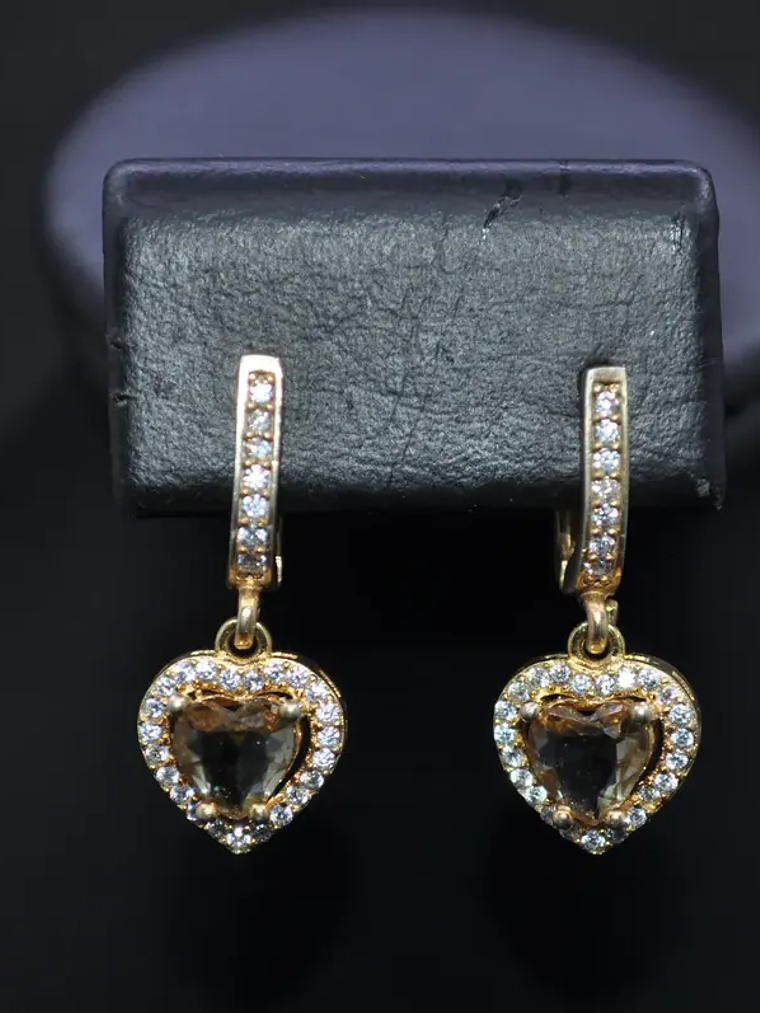 Aretes Dorados Forma Corazón Con Piedra Sultanita Y Circones 2