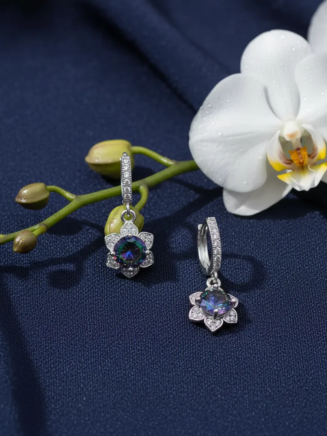 Aretes en Forma de Flor con Piedra Turca Topacio Místico Plata 925 1