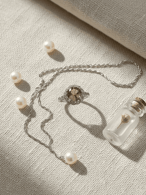 Anillo De Circulo Grande Con Piedra Sultanita Y Circones