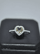 Anillo En Forma Corazón Pequeño Piedra Sultanita Y Circones - Miniatura 2