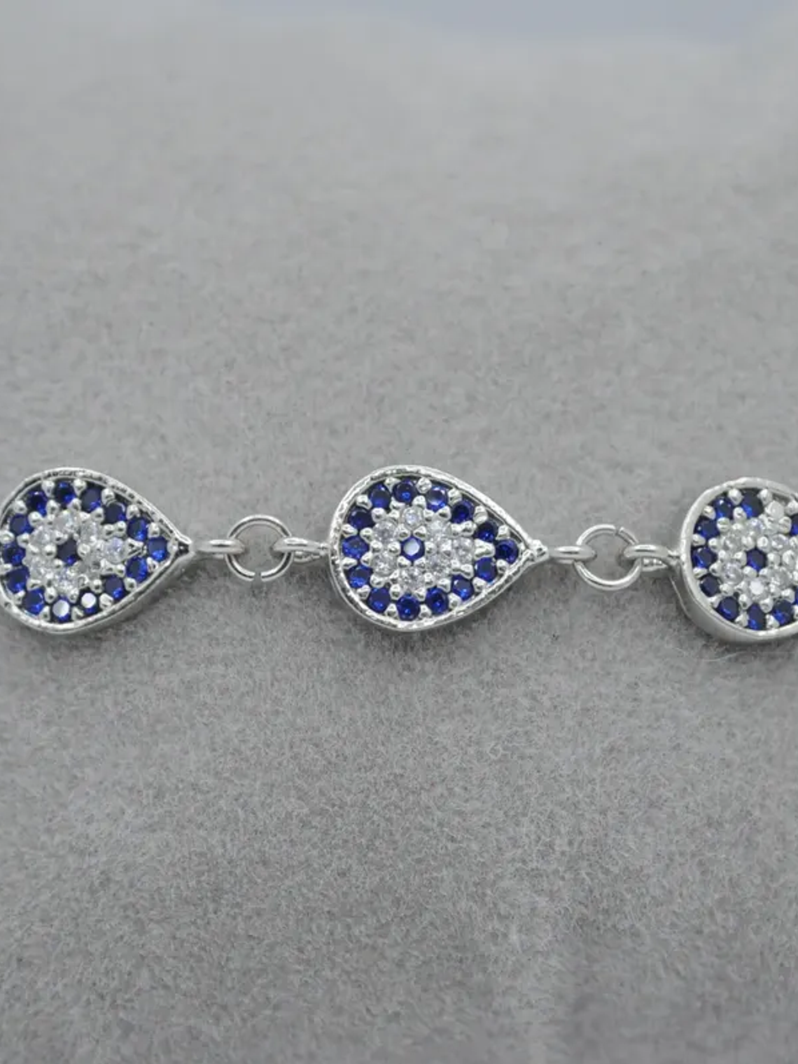 Pulsera con Tres Ojos Turcos en Forma de Gota Ajustable 7