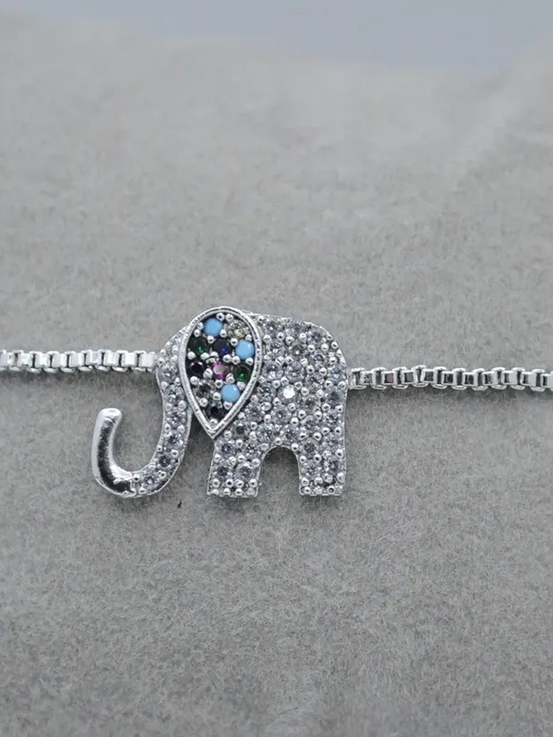 Pulsera Con Elefante De Acero Bañado En Rodio 3