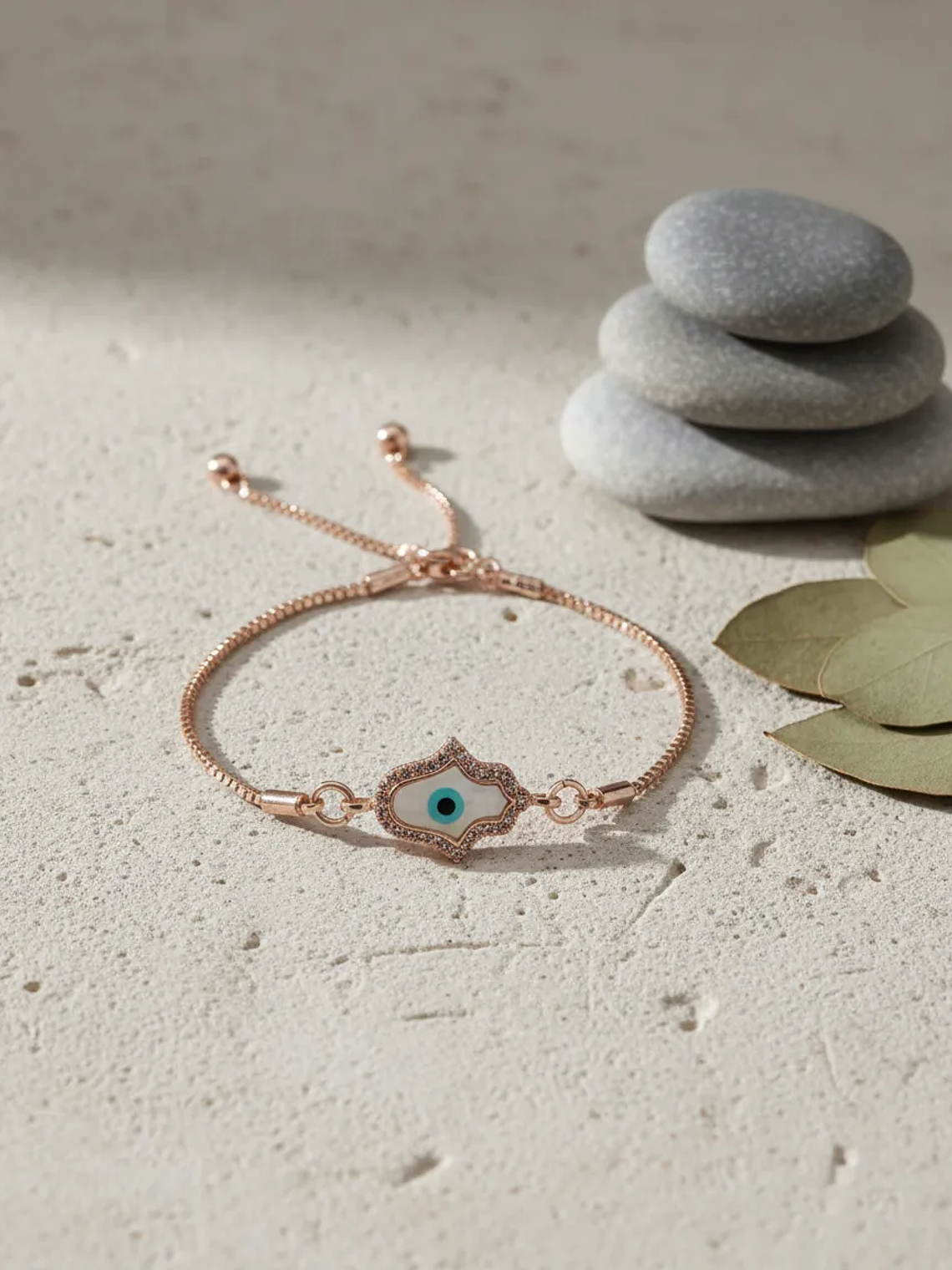 Pulsera En Acero Bañado En Rodio Con Mano Y Ojo Turco 9