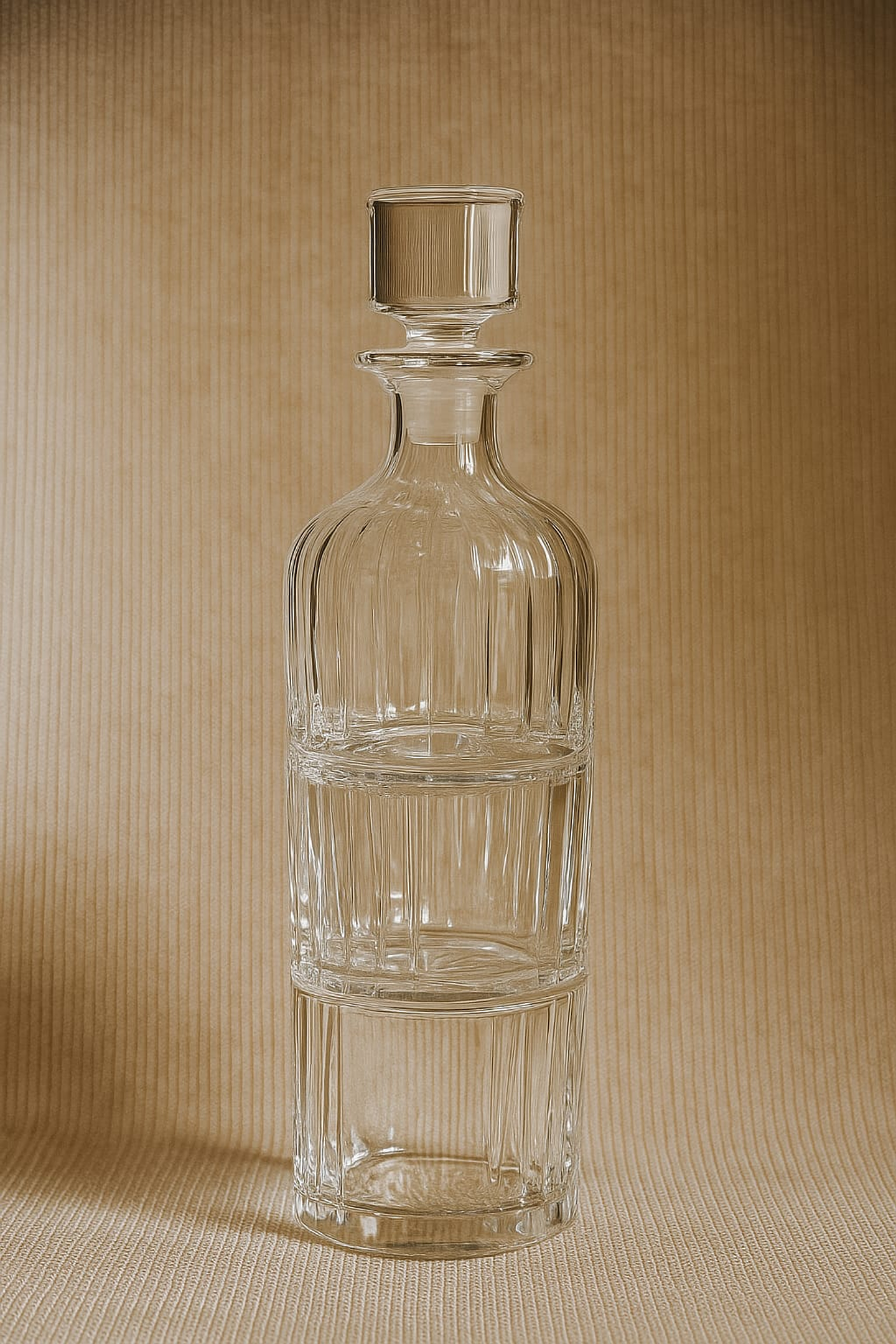 Garrafa com copos integrados - Celestalis 3