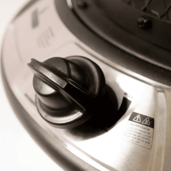 Combo Parasol Alcazar Gris 4*4 + Estufa de Patio Inferno 10