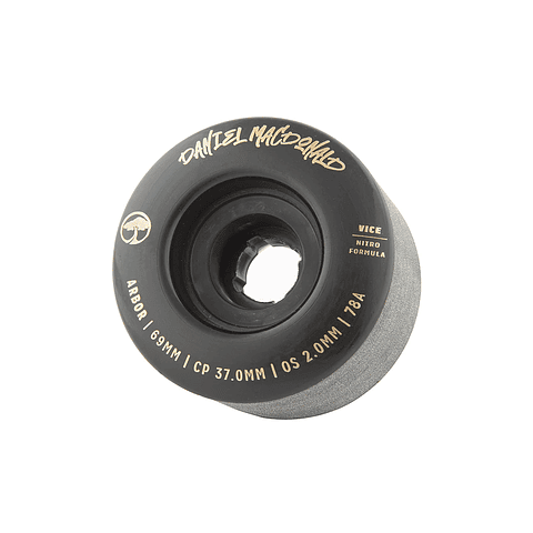 Spud Axel 82A 64mm Black	