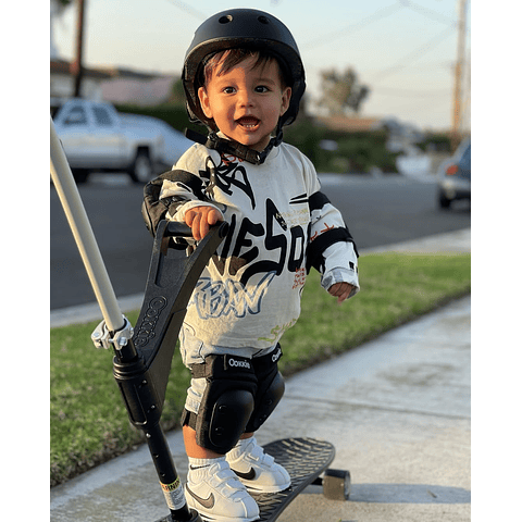 Ookkie Skateboard Black