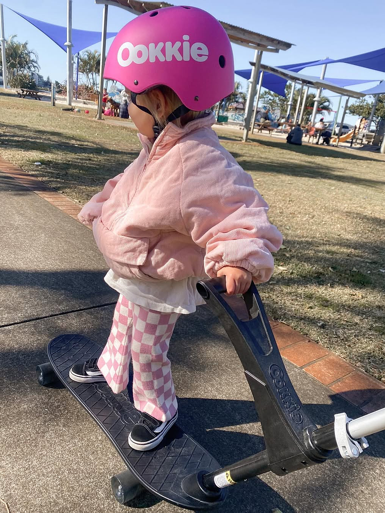 Ookkie Skateboard Black 10