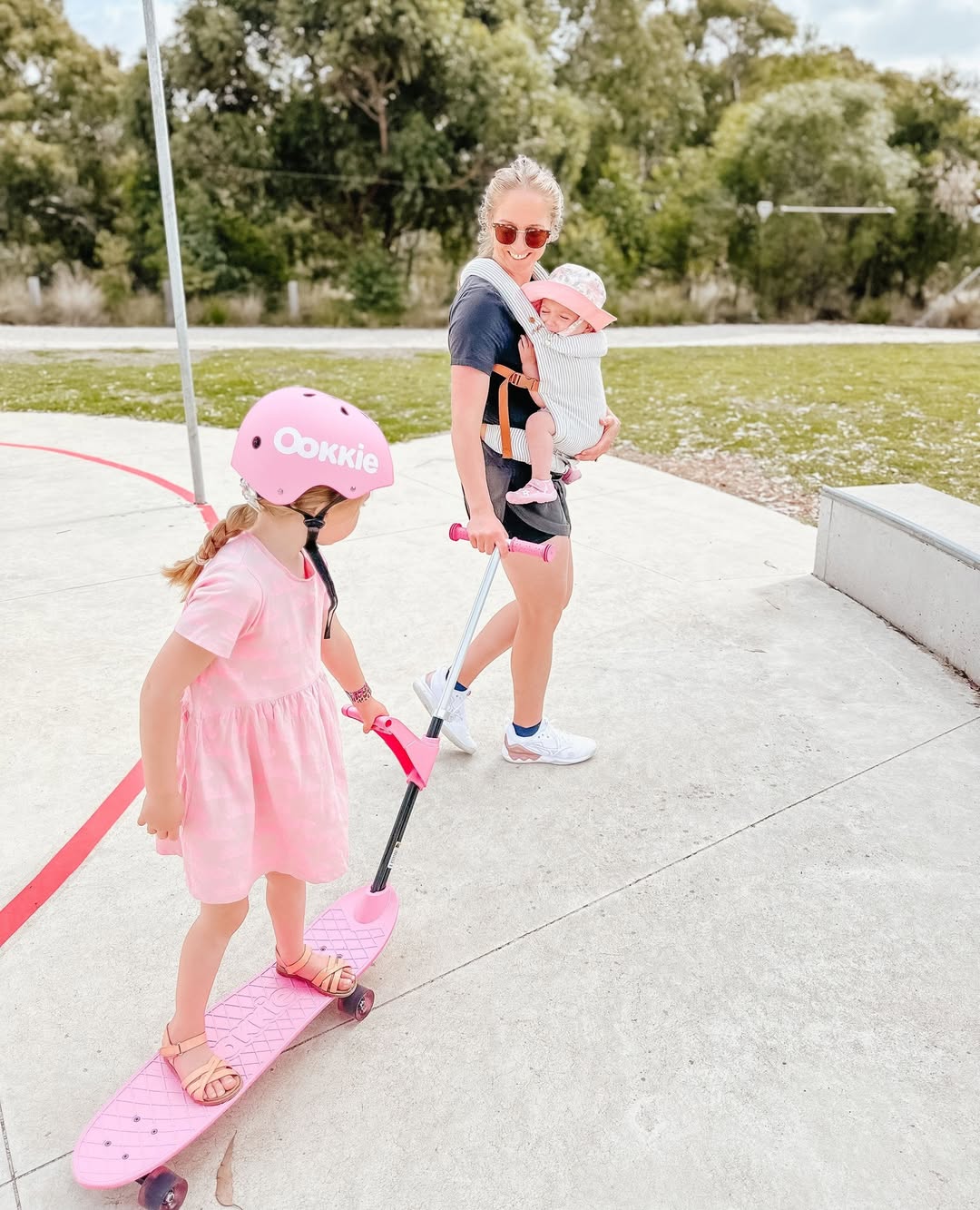 Ookkie Skateboard Pink 8