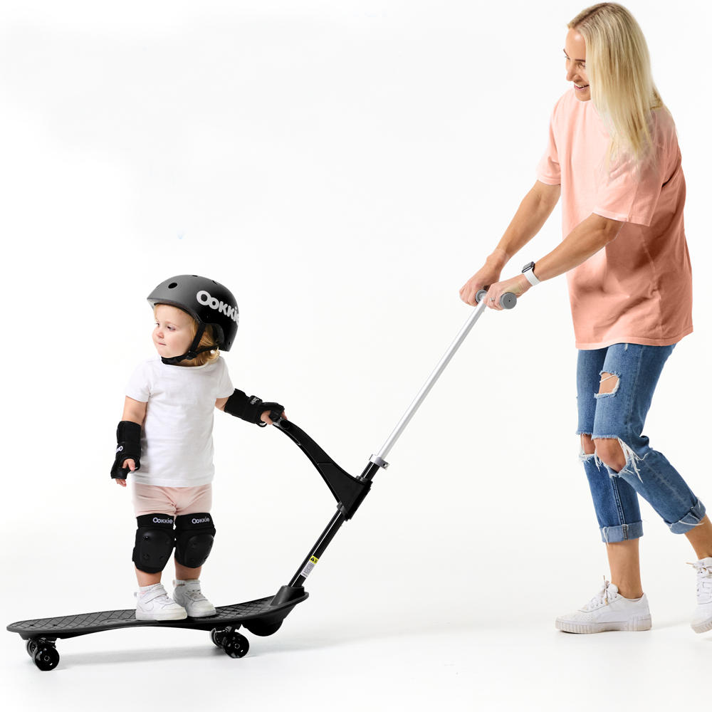 Ookkie Skateboard Black 1