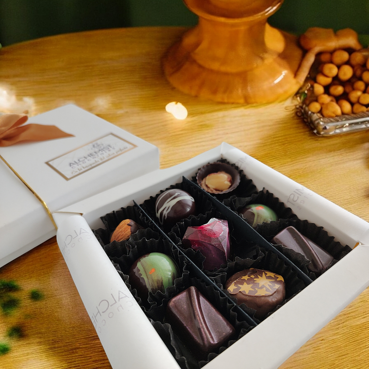 Caja 108g- 9 bombones 1