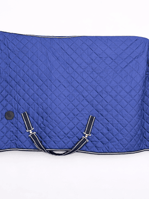 Capa de Establo 420D con Forro de Piel Sintética – 200 g