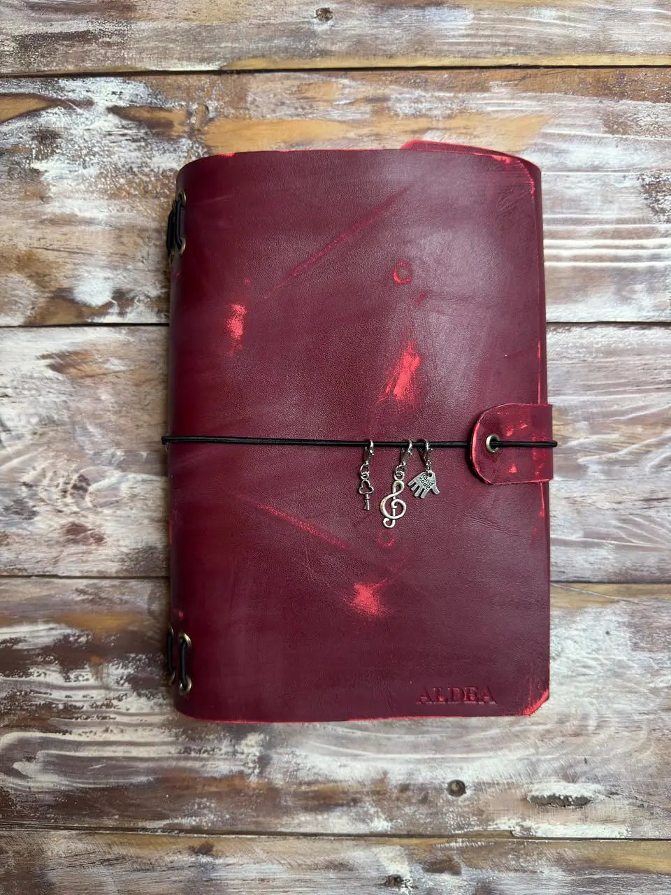 Journal Tamaño A6 (10,5 x 14,8 cm) + 3 Libretas Incluidas 11