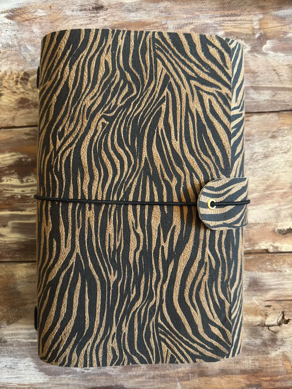 Journal Tamaño A6 (10,5 x 14,8 cm) + 3 Libretas Incluidas 17