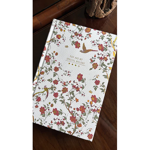 Cuaderno Tapa dura -  Art Journal Floral - Hojas Ahuesadas Lisas