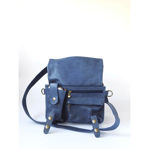 Cartera morral banano cuero azul