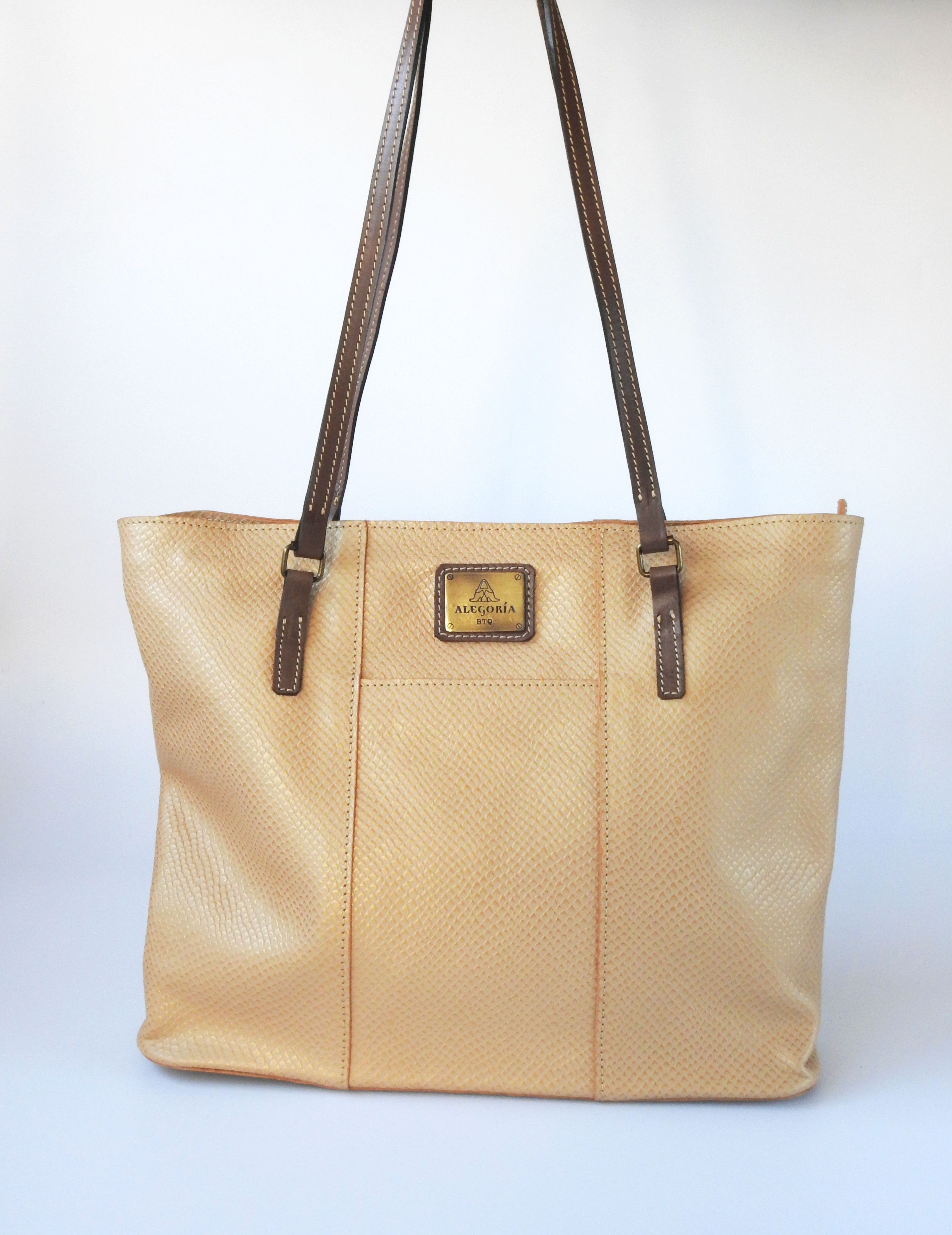 Cartera cuero beige modelo Anto