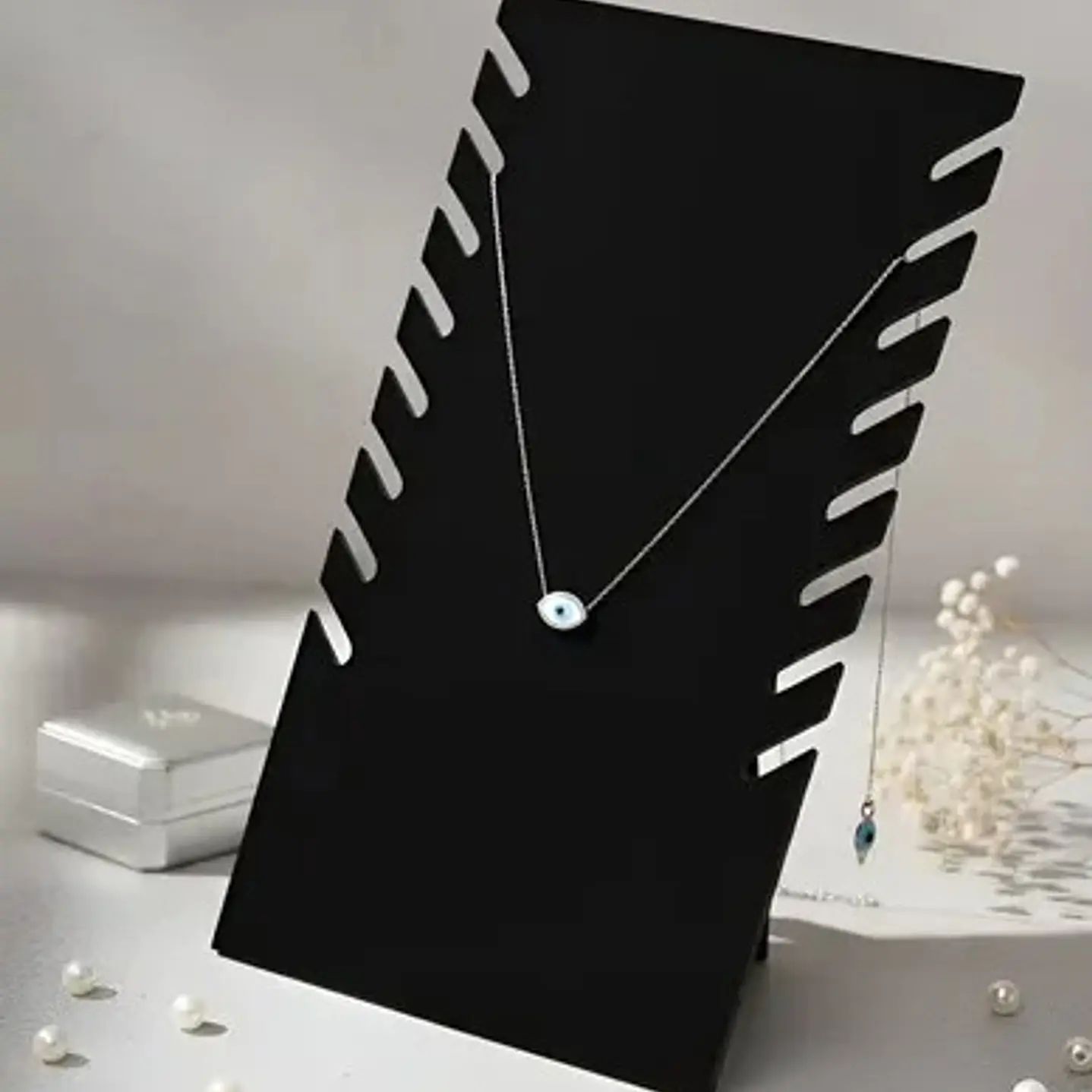 Exhibidor Mostrario 8 Cadenas Collar Terciopelo Negro Plano 1