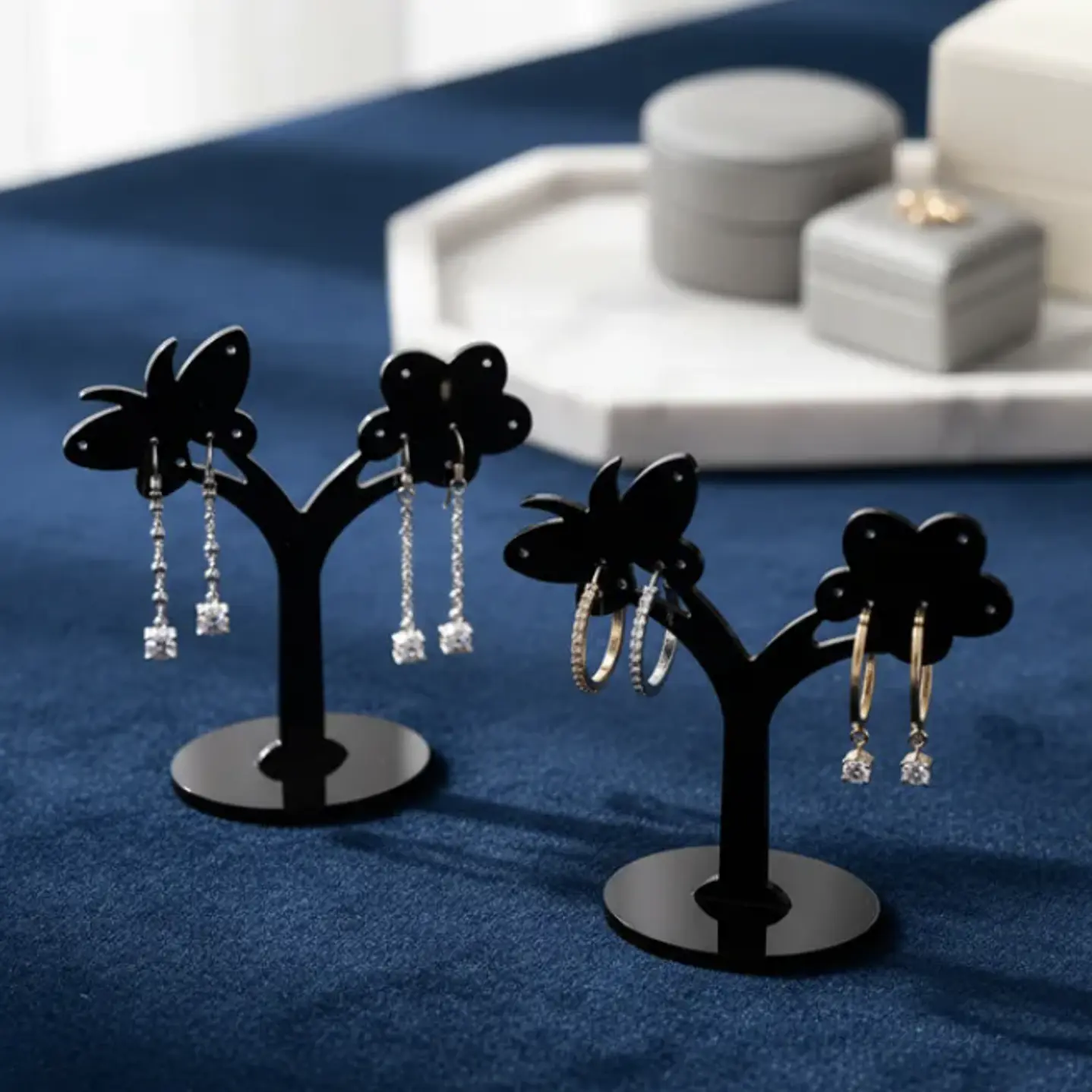 Set 3 Exhibidores Aros Colgantes Acrilico Modelo Mariposa 3